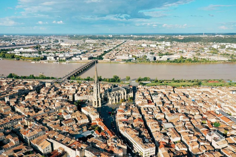 10 esperienze a Bordeaux