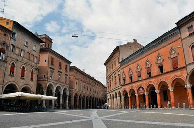 Panoramic view of the Sanctuary of the Madonna of San Luca and the hills of Bologna.