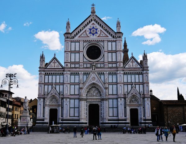 Facade of the Basilica di Santa Croce in Florence, viewed from its piazza.